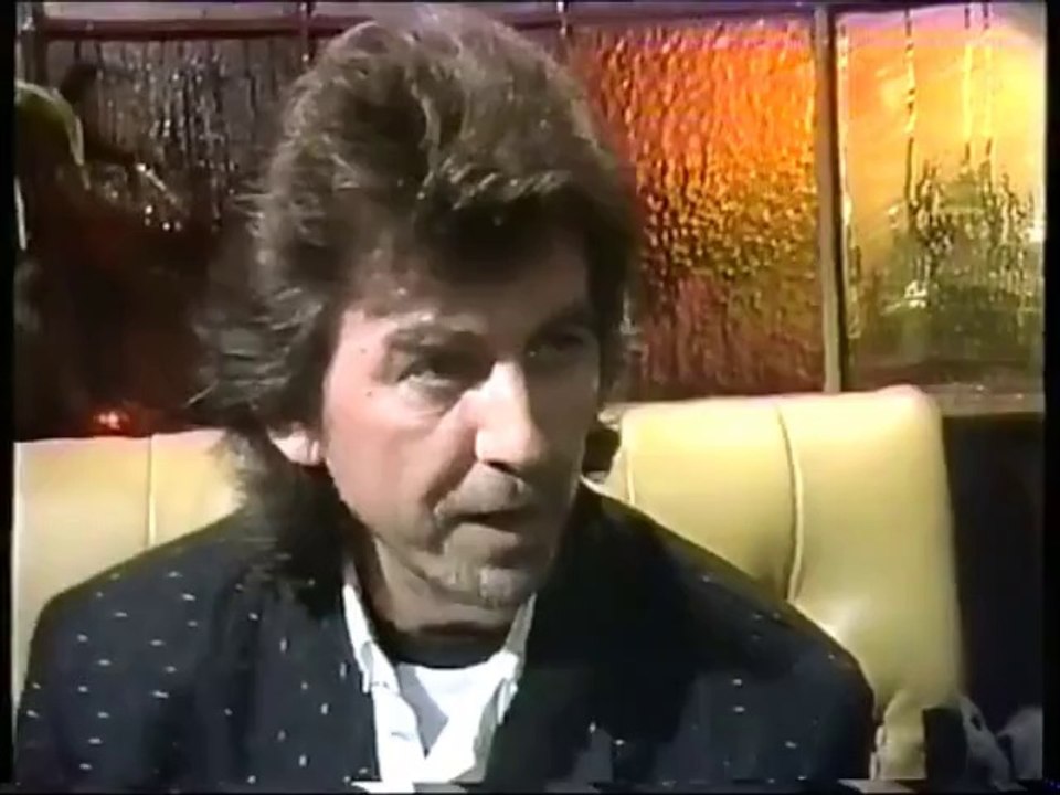 George Harrison - Drinking in a English Pub
