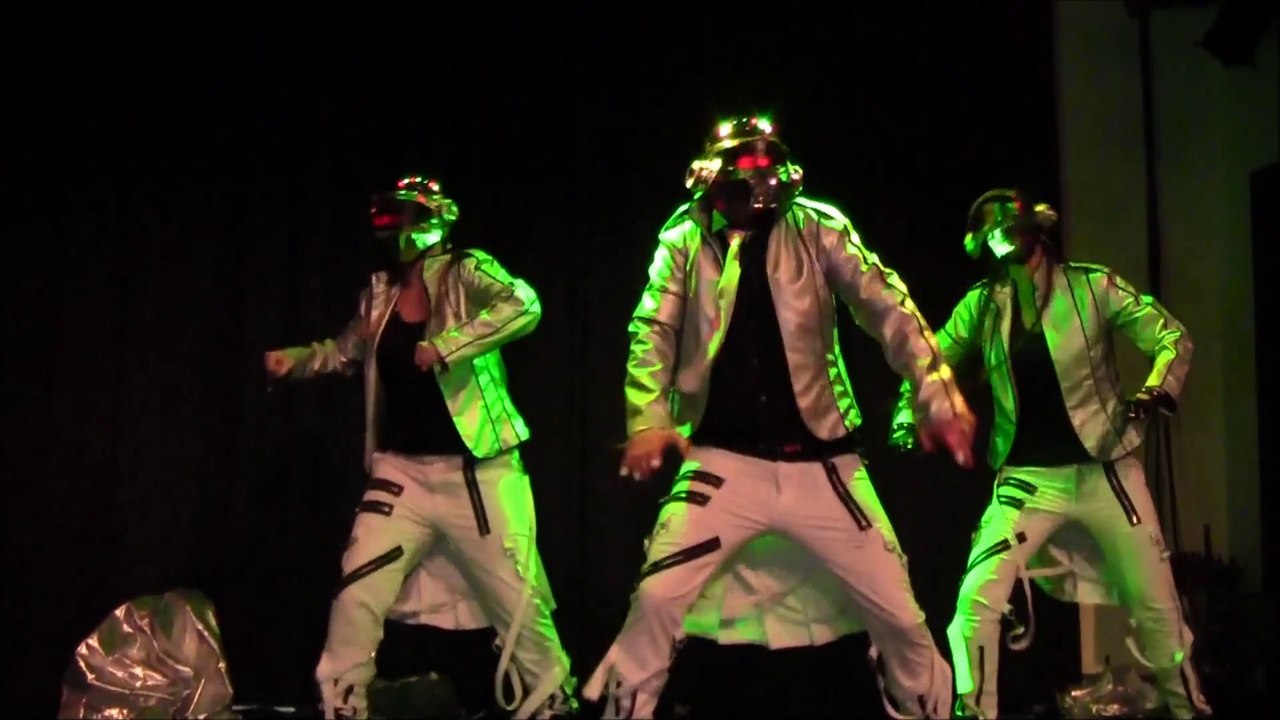 ArtofMoving Malibu Burn this Disco out Event