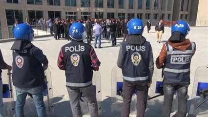 Van Avukatlara Polis Müdahalesi