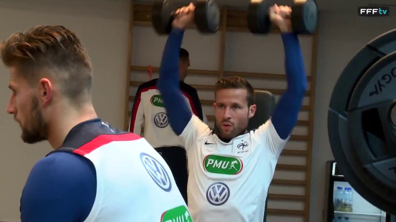 Les Bleus en salle d'echauffement