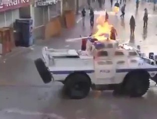 Turkey:Kurdish demonstrations in the city of WAN_8_10_2014