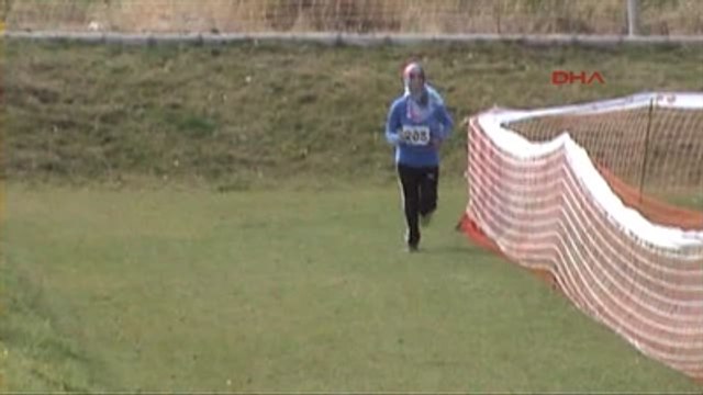 Türkiye'nin İlk Türbanlı Atleti