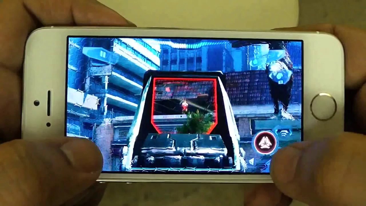 TOP RETINA GAMES ON IPHONE 5S GAMEPLAY 1