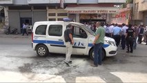 Adana Polis Aracına Molotoflu Saldırı; 2 Polis Yaralı