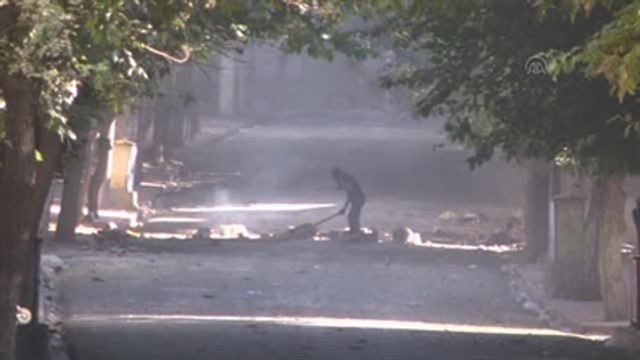 Işid Bahanesiyle İzinsiz Gösteriler - Siirt / Mardin /