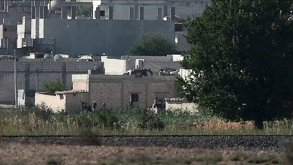 Coalizão bombardeia jihadistas perto da cidade curda de Kobane