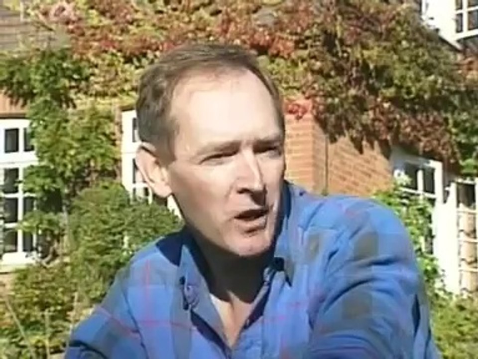 English 03 (Fast Track) A Family Home