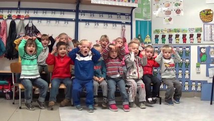 Dans sa maison un grand cerf