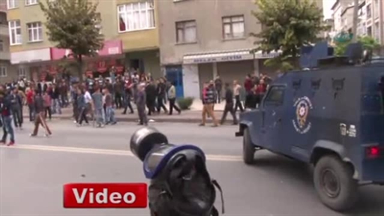 Dağılmayan Gruba Polis Müdahalesi