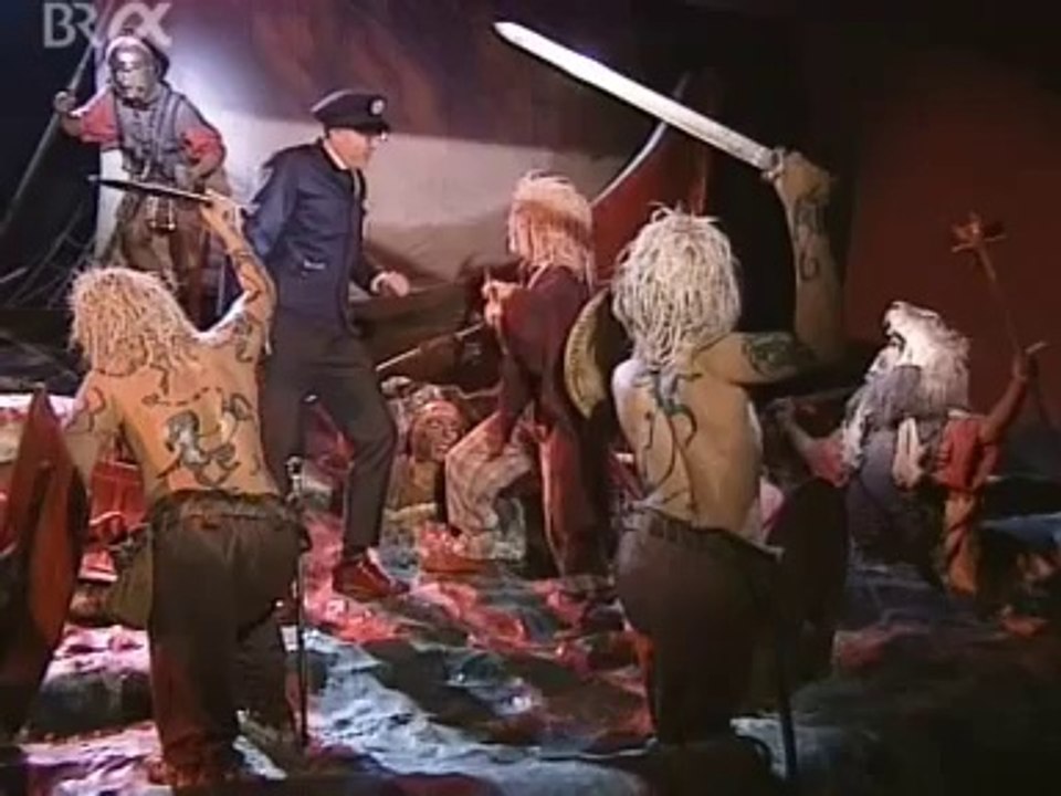 English 09 (Fast Track) Le Shuttle