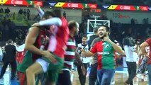 Fenerbahçe Ülker - Pınar Karşıyaka 75-77