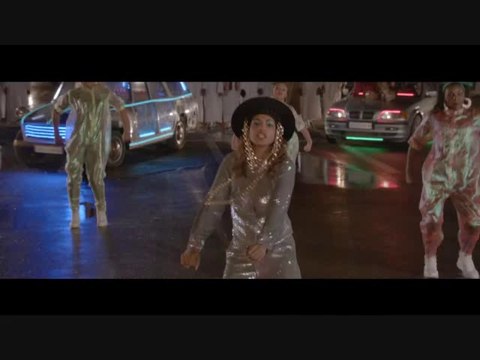 M.I.A. - Bad Girls (Official Video) Cars Drift