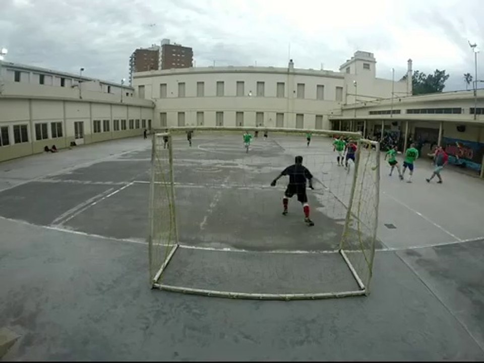 LANDA 141004 GOL