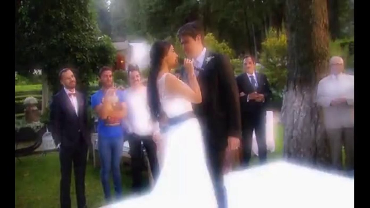 Maite Perroni Todo lo que soy LG