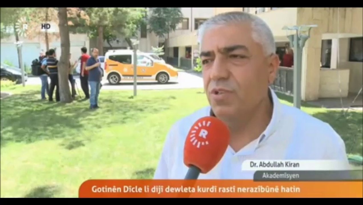 Akademîsyenên kurd li dijî axaftinên Xetîb Dijle bertekê nîşan dan. 7ê 7a 2014an..