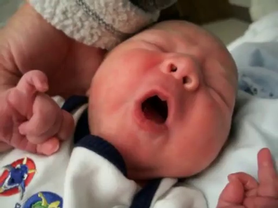 Newborn Baby Crying   Cute