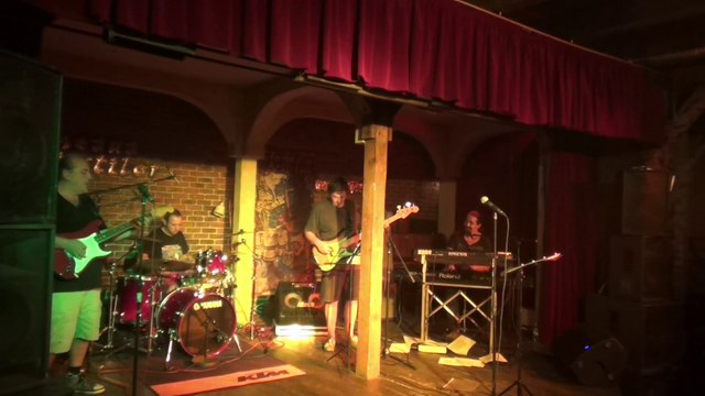 SILVIA DUMITRESCU BAND - Call me The Breeze @ Cafeneaua Artistilor Buzau, 12.09.2014