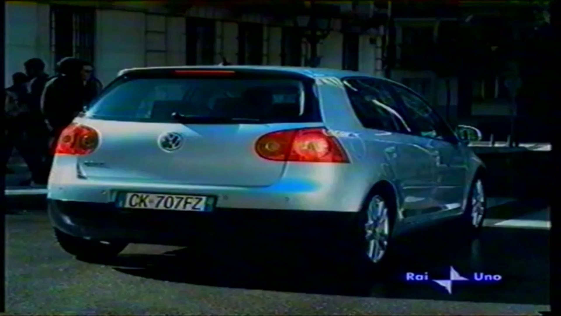 volkswagen golf spot (2003) - Video Dailymotion