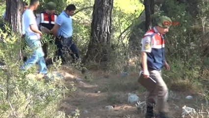 Antalya Minibüs Uçuruma Yuvarlandı 7 Yaralı