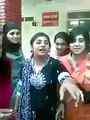 یہ ہیں جی پنجاب کالج کی خوبصورت لڑتی لڑکیاں