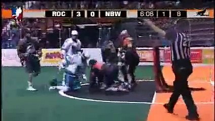 NLL- New England Black Wolves enforcer Bill O'Brien delivers devastating uppercuts in fight