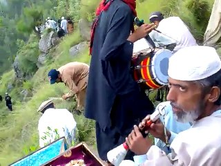 Raza Che Lar Sho Chagarzo Ta Pashto New Aong 2015 HD