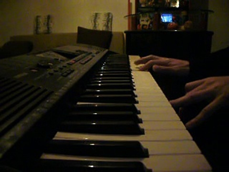 melodie chevaliers de sangreal de hans zimmer ici jouer par moi au cavier