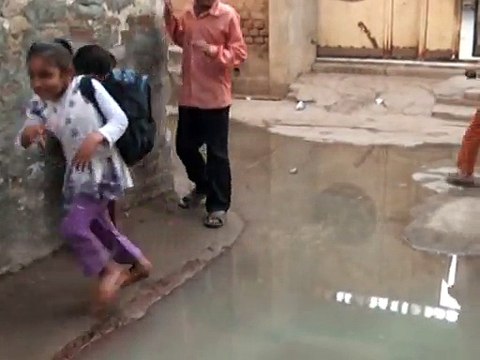 ٹوبہ ٹیک سنگھ میں گارڈن ٹاون میں گنی گی کے ڈھیر سیوریج سسٹم ناکارہ