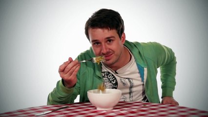 Americans Try Pakistani Food