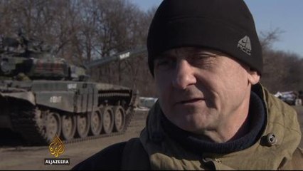 Ukraine troops pull out of strategic town of Debaltseve