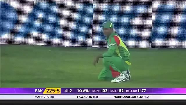Shahid Afridi in Asia Cup smashing Bangladeshi bowlers