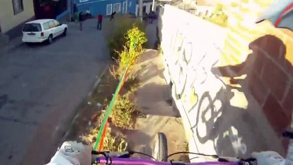 Insane Downhill Bike Race In Chile valparaiso polc 2011