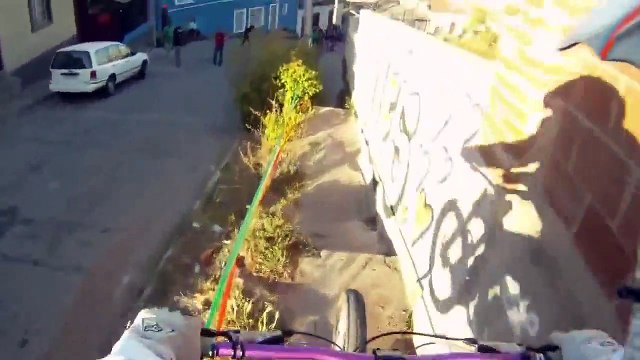 Insane Downhill Bike Race In Chile valparaiso polc 2011