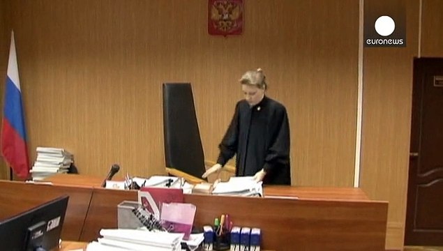 Russia: Prominent anti-Kremlin activist Alexei Navalny jailed