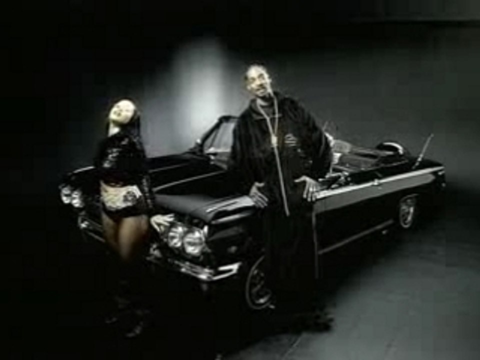 Tiffany Foxx, Snoop Dogg-Shake That