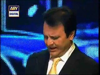Faysal Qureshi won best actor award in Lux Style Awards for his excellence performance in drama ROAG