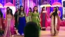 Pakistani Girls Beautiful Dance on Special Imran Khan and Reham Khan,s Wedding