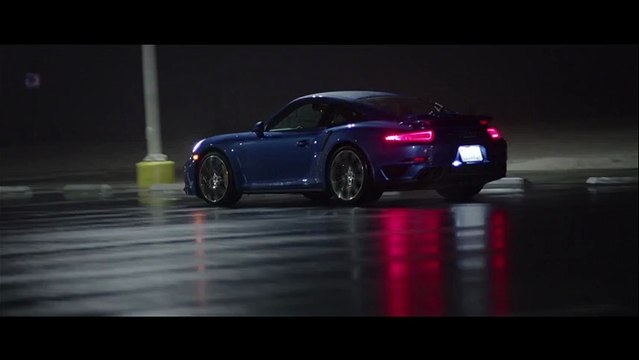 Maria Sharapova à la rencontre de la Porsche 911 Turbo S