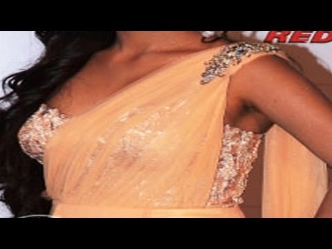 Hot Model Exposed Her Hot Natural CURVES Awesome!!