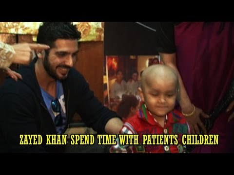 Zayed Khan With Patients Children !!