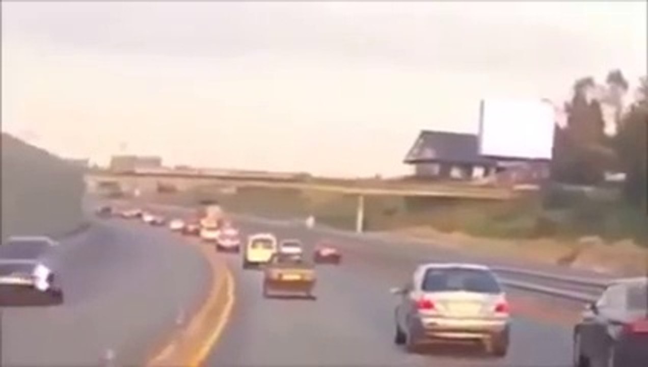 Compilation d’accidents qui vous prouvent l’importance de la ceinture de sécurité