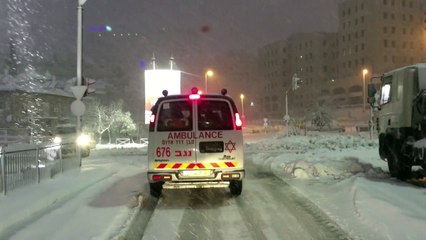 الثلوج تغطي اسرائيل والاردن ولبنان