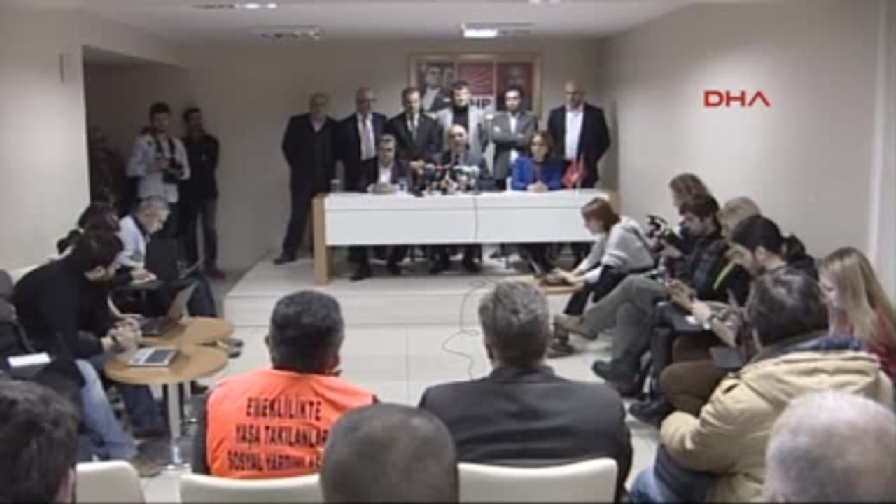 İzmir CHP Genel Sekreteri Gürsel Tekin, İzmir'de Açıklama Yaptı-2