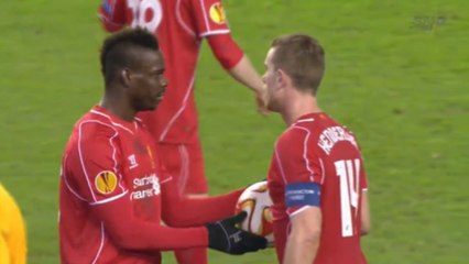Balotelli tire le penalty à la place de son capitaine !