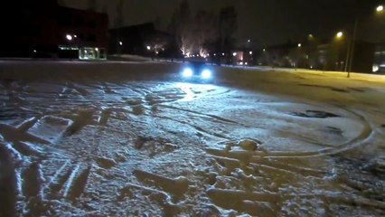 Drift With Golf R32 in Snow