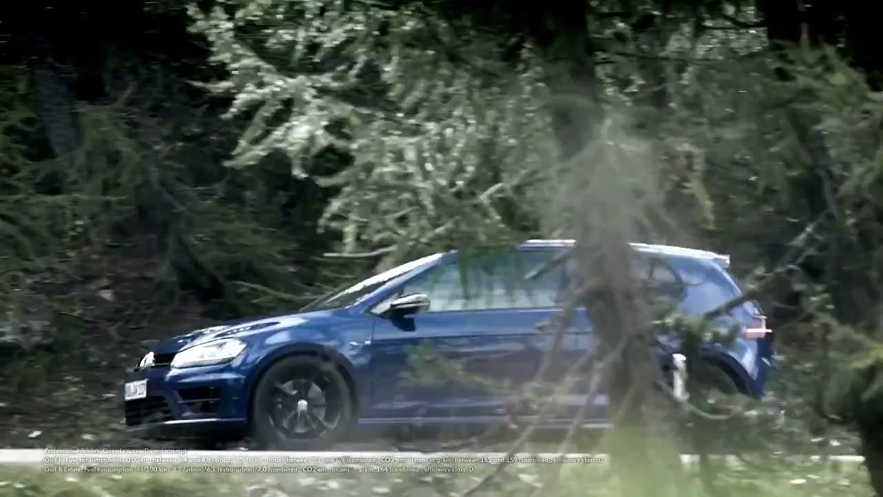 VW Golf R vs VW Golf R Variant.