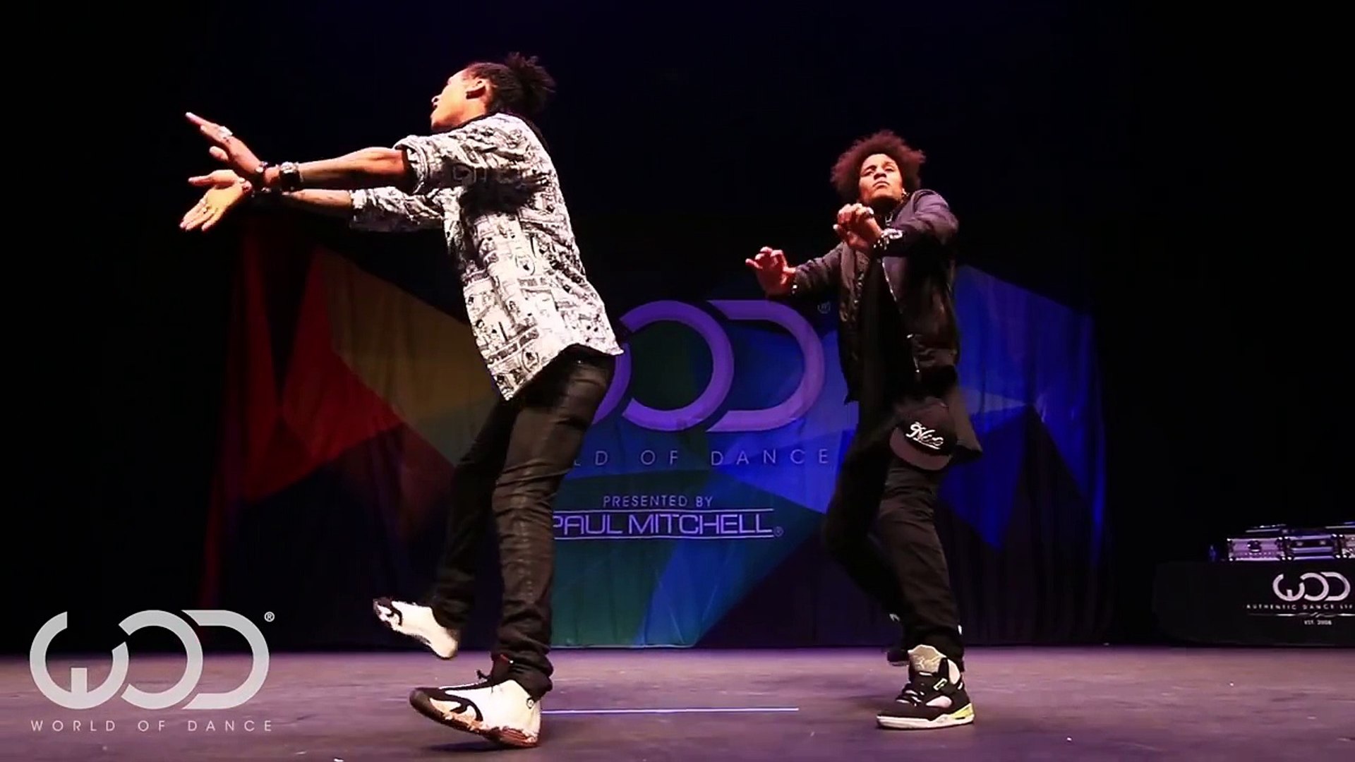 Les Twins Frontrow World Of Dance 14 Wodhi Video Dailymotion