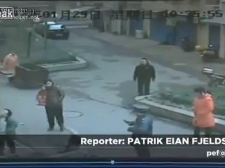 Kanalizasyon deliğine torpil atan adamın sonu