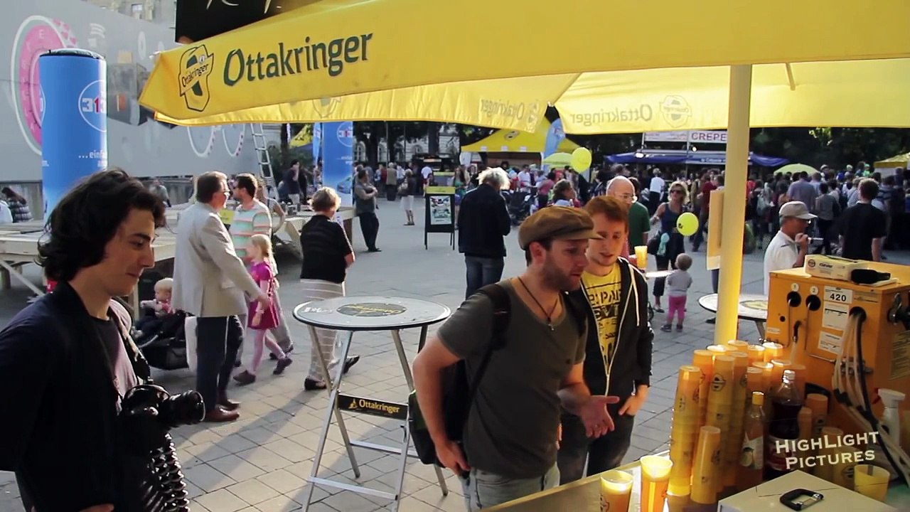 Bier Prank Versteckte Kamera am Festival extrem Lustig!!