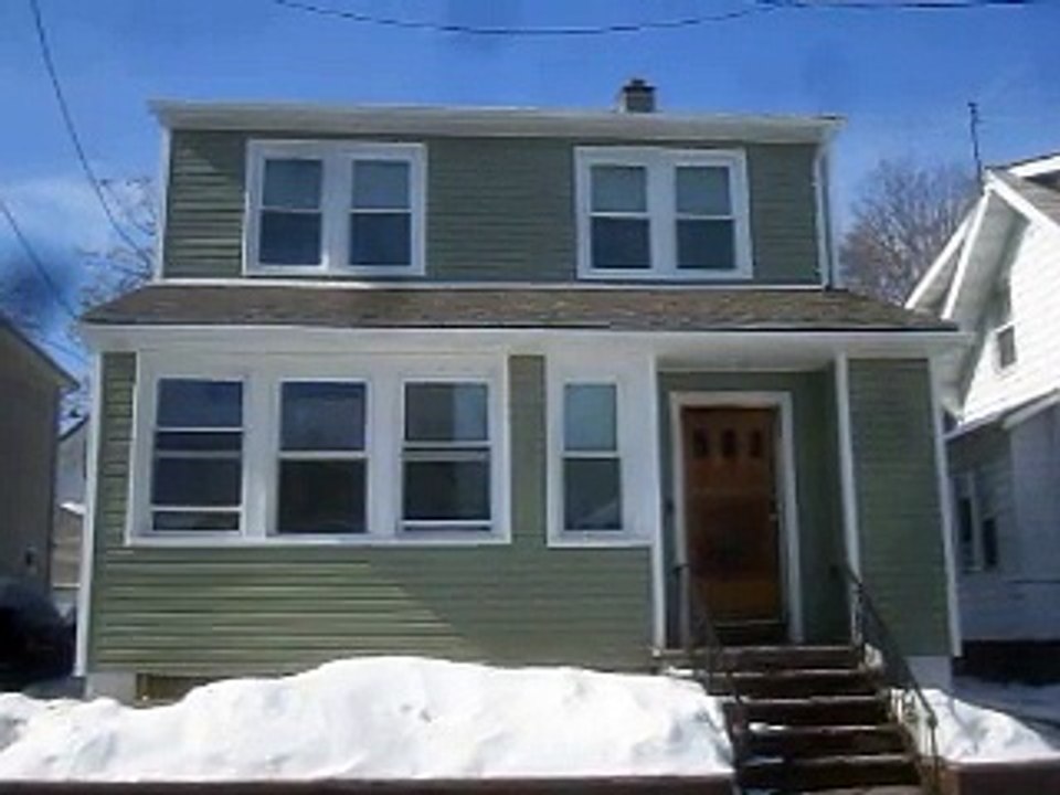 Cheapest Siding Options for NJ House Exteriors-Cheap prices for vinyl veneer materials. New Jersey contractor installation cost and sale is affordable-Free estimate Essex county Bergen Morris Passaic Union-cheap wholesale pricing for supplies in wayne